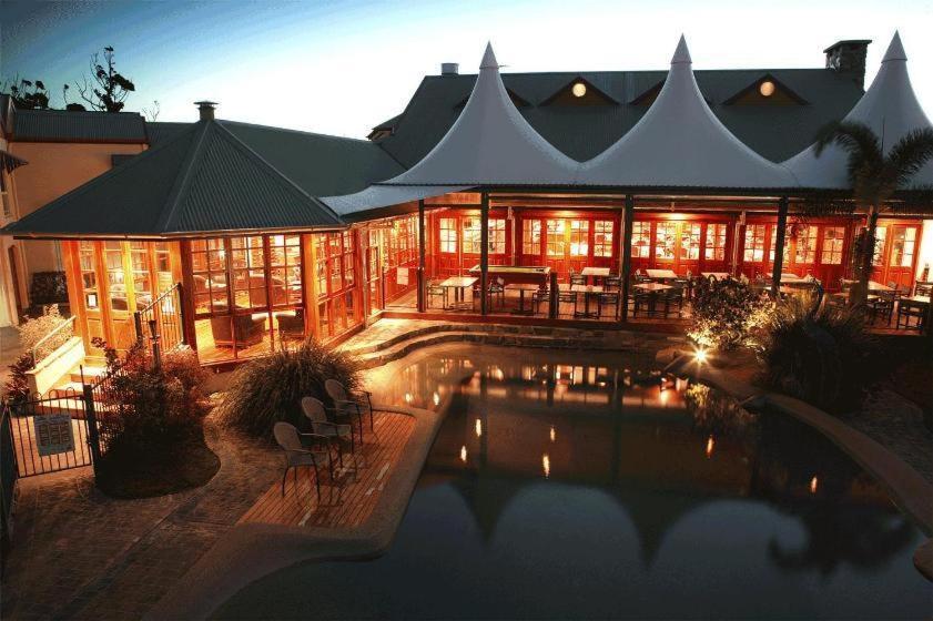 Tinaroo Lake Resort Zewnętrze zdjęcie